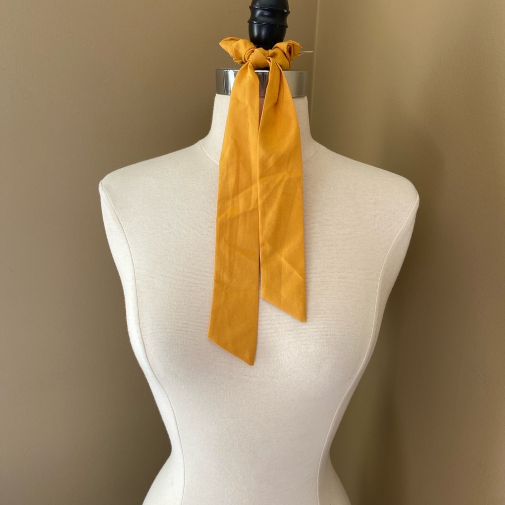 Mustard Gameday Pony Tail Scarf‎ NWT